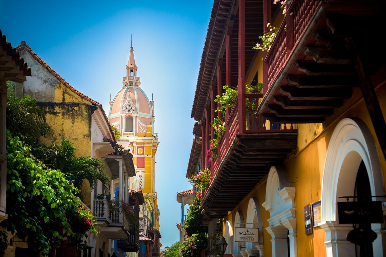 calle de cartagena de indias en Colombia