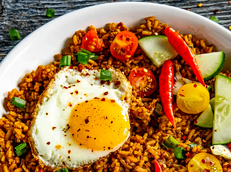 Nasi Gorend, plato típico de Indonesia