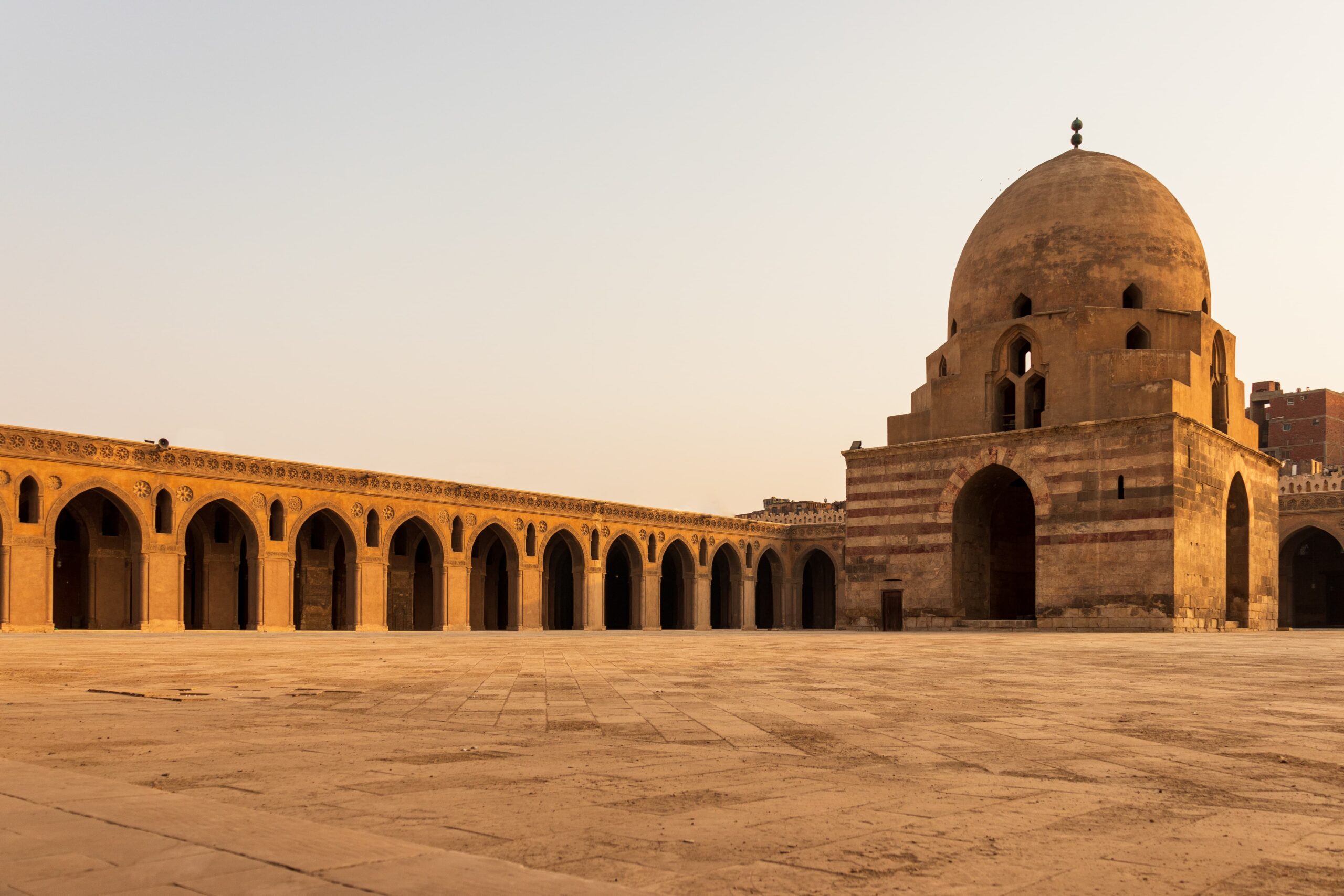 templo al atardecer en Egipto