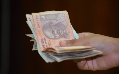 Moneda y cambios de divisa en la India