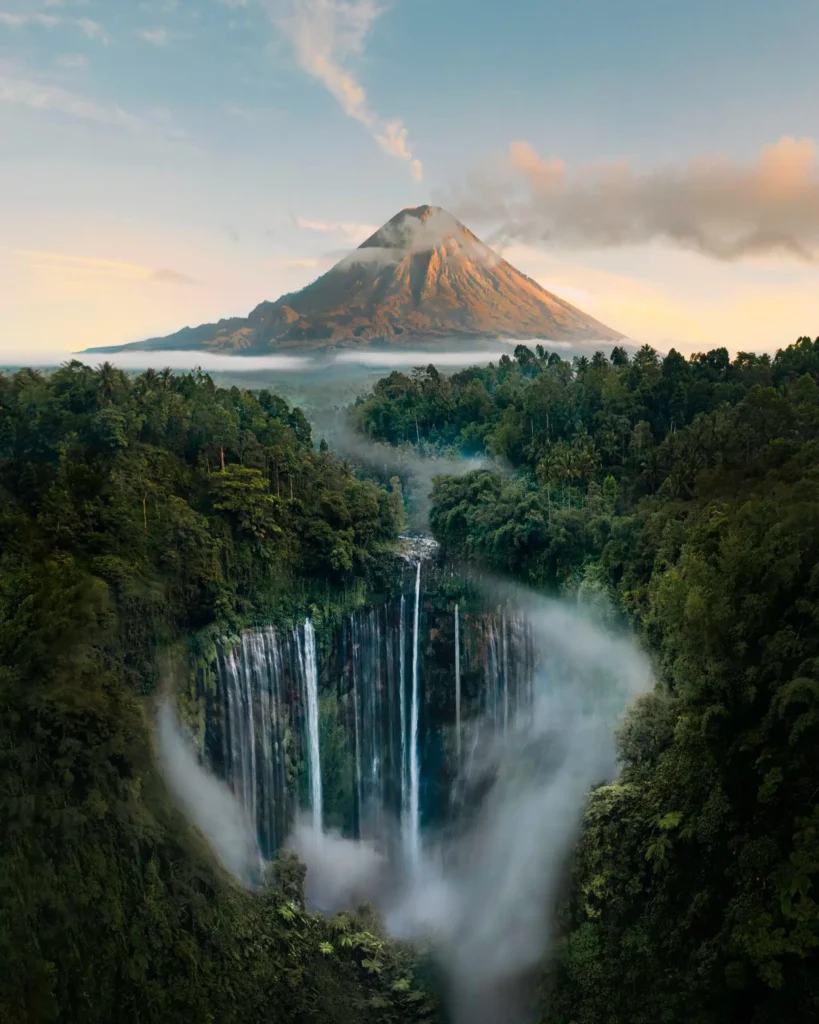 Cascada Tumpak Sewu en Java Indonesia