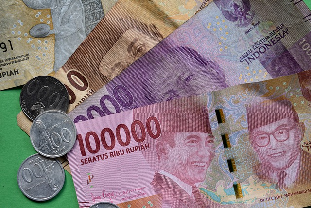 dinero indonesia