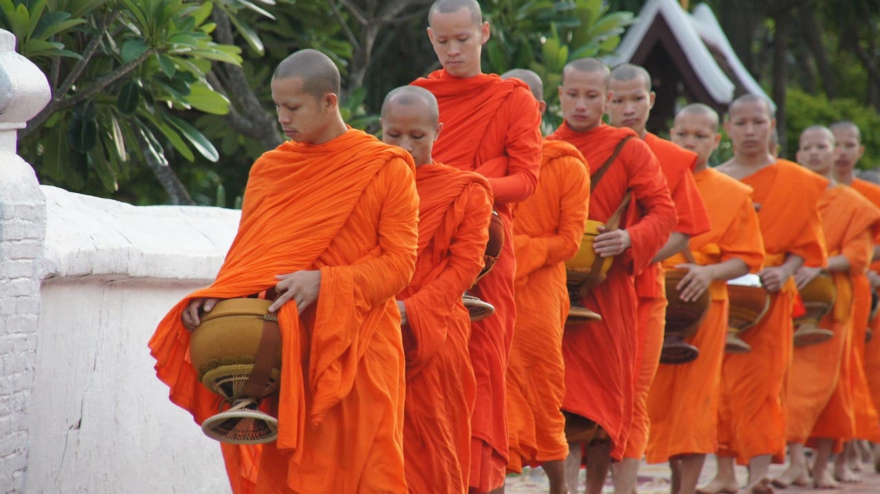 monjes en Laos