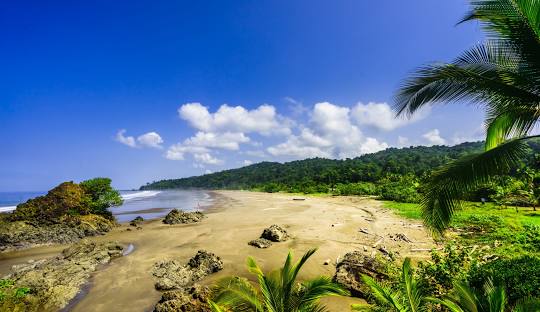 playas de nuqui en Colombia